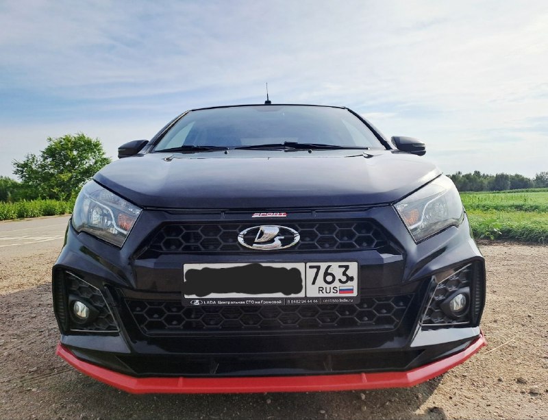 Передний бампер и сплиттер для LADA Vesta от производителя 'Авторитетпласт' Передний бампер и сплиттер для LADA Vesta от производителя 'Авторитетпласт'