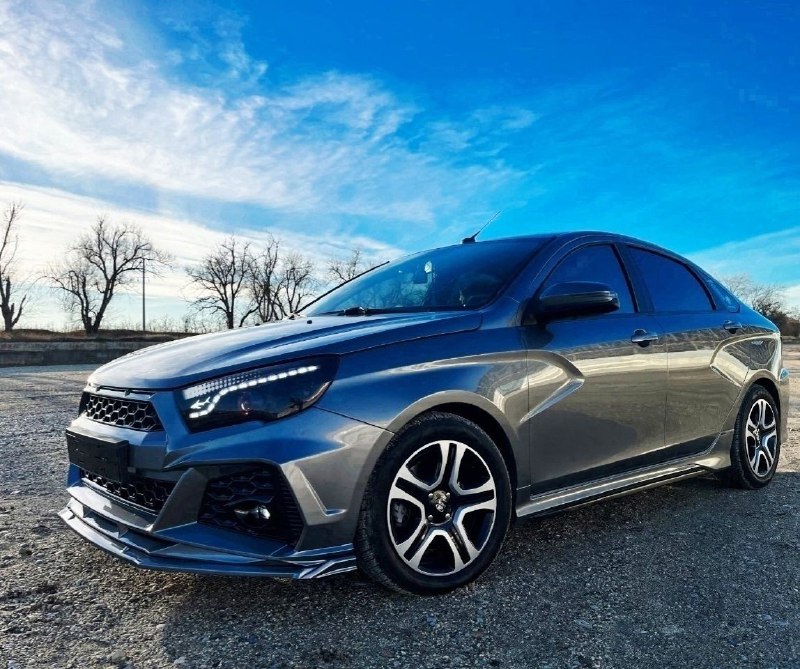 Передний бампер и сплиттер для LADA Vesta от производителя 'Авторитетпласт' Передний бампер и сплиттер для LADA Vesta от производителя 'Авторитетпласт'