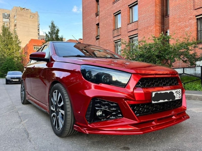 Передний бампер и сплиттер для LADA Vesta от производителя 'Авторитетпласт' Передний бампер и сплиттер для LADA Vesta от производителя 'Авторитетпласт'