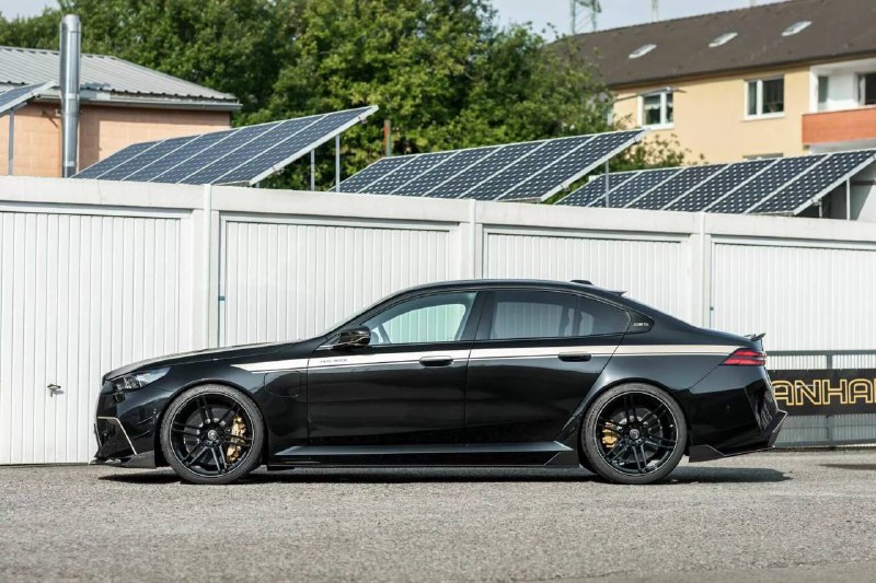 Модернизированный BMW M5 от Manhart превзошёл все ожидания по мощности