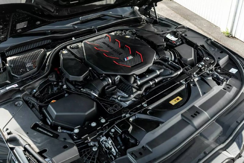 Модернизированный BMW M5 от Manhart превзошёл все ожидания по мощности