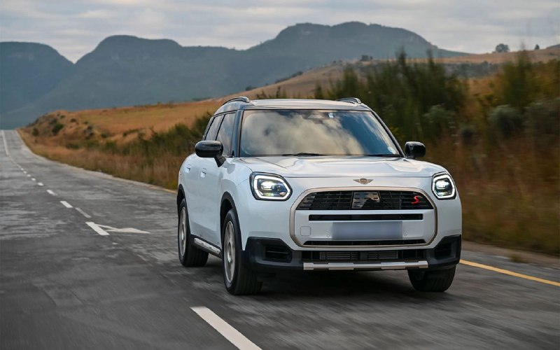 В России появились в продаже новые кроссоверы Mini Countryman S по схеме параллельного импорта В России появились в продаже новые кроссоверы Mini Countryman S по схеме параллельного импорта