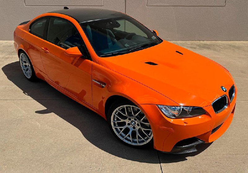 Редкий экземпляр BMW M3 2013 года с минимальным пробегом выставлен на аукцион Редкий экземпляр BMW M3 2013 года с минимальным пробегом выставлен на аукцион