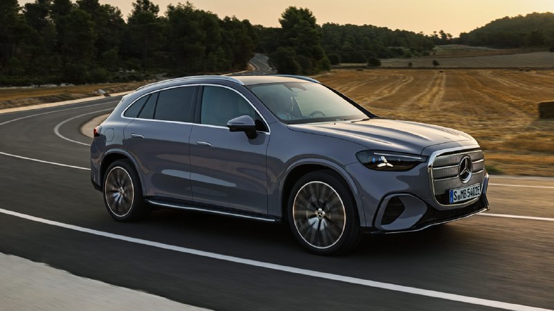 Mercedes представил электромобиль GLC with EQ Technology в ответ на новинку от BMW Mercedes представил электромобиль GLC with EQ Technology в ответ на новинку от BMW