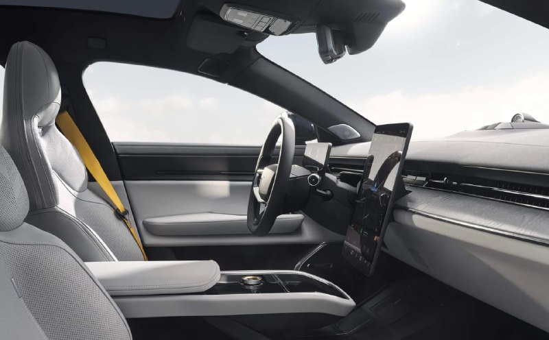 На рынке представлен новый флагманский электроседан Polestar 5