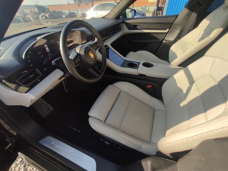 Продажа электромобиля Porsche Taycan 2022 года в Екатеринбурге Продажа электромобиля Porsche Taycan 2022 года в Екатеринбурге