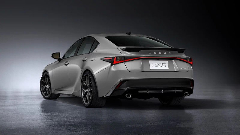 Обновленный Lexus IS: новые технологии и улучшенный дизайн для повышения комфорта и динамики Обновленный Lexus IS: новые технологии и улучшенный дизайн для повышения комфорта и динамики