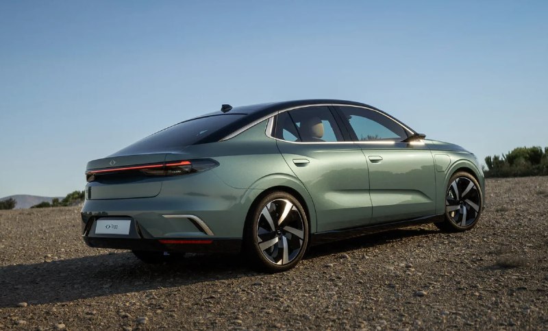 Новый турецкий электролифтбек с дизайном Pininfarina представлен на IAA в Мюнхене