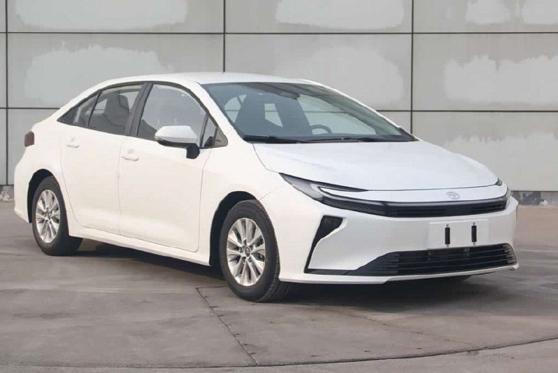 Обновленные модели Toyota Corolla и RAV4 для китайского рынка Обновленные модели Toyota Corolla и RAV4 для китайского рынка