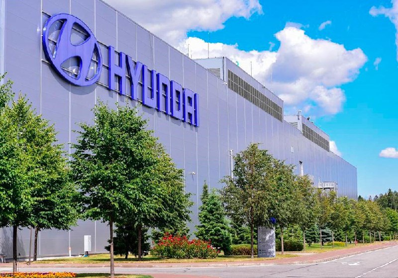 Hyundai рассматривает возможность возвращения на российский рынок и выкупа завода в Санкт-Петербурге Hyundai рассматривает возможность возвращения на российский рынок и выкупа завода в Санкт-Петербурге