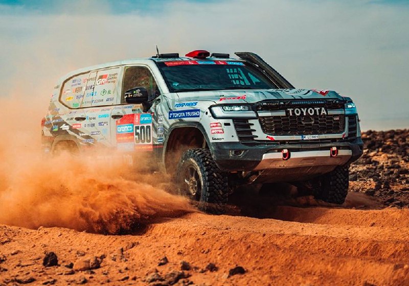 Toyota представляет специальную версию Land Cruiser 300 для ралли «Дакар» Toyota представляет специальную версию Land Cruiser 300 для ралли «Дакар»