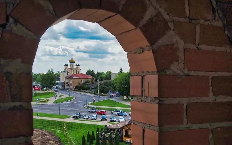 Путешествие по Беларуси на автомобиле: главное о дороге, ценах и достопримечательностях Путешествие по Беларуси на автомобиле: главное о дороге, ценах и достопримечательностях