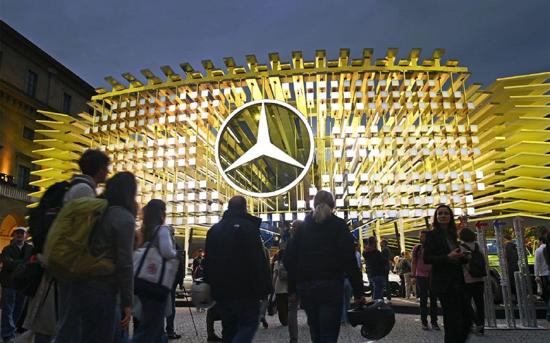 Mercedes-Benz подает заявку на регистрацию бренда в России Mercedes-Benz подает заявку на регистрацию бренда в России