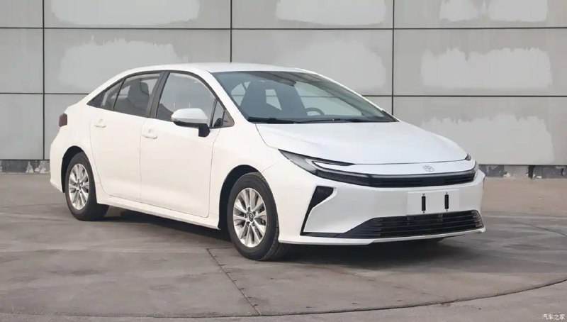 Обновленная Toyota Corolla: дизайн и технические характеристики Обновленная Toyota Corolla: дизайн и технические характеристики