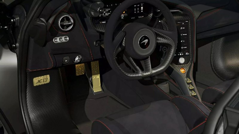 Лимитированная серия McLaren 750S JC96 в стиле гоночного наследия