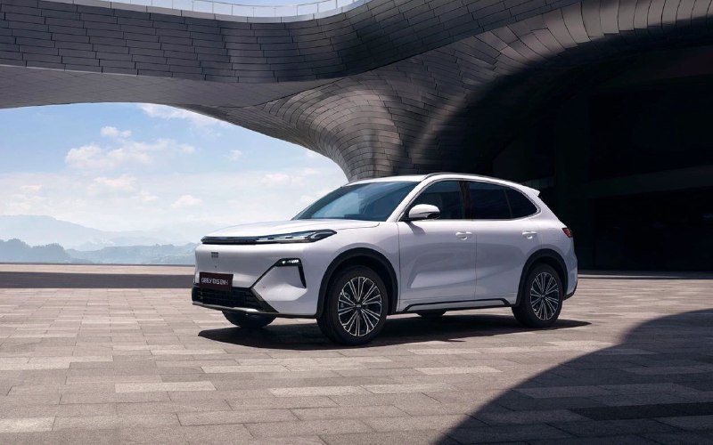 Готовится новый гибридный кроссовер от Geely для российского рынка Готовится новый гибридный кроссовер от Geely для российского рынка