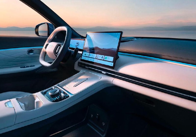 На рынок выходит экологичный гибрид от Geely с впечатляющим расходом топлива