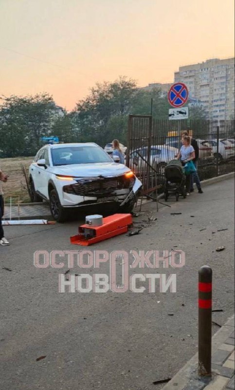 Мать из Краснодара посадила ребёнка за руль для обучения вождению и спровоцировала ДТП Мать из Краснодара посадила ребёнка за руль для обучения вождению и спровоцировала ДТП