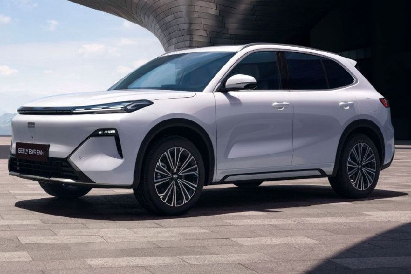 Кроссовер Geely EX5 в России: теперь и гибридКомпания Geely объявила о скором появлении на российском рынке кроссовера Geely EX5 EM-i. Кроссовер Geely EX5 в России: теперь и гибридКомпания Geely объявила о скором появлении на российском рынке кроссовера Geely EX5 EM-i.