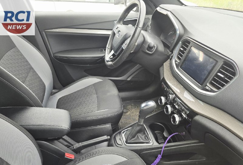 Обновленные LADA Vesta NG ижевской сборки на парковке дилера