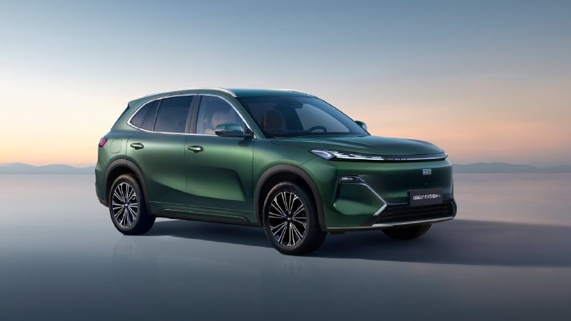В Россию придёт гибридный кроссовер Geely EX5 EM-iРоссийские покупатели смогут приобрести новую версию популярного китайского автомобиля Geely EX5, получившую название EX5 EM-i. В Россию придёт гибридный кроссовер Geely EX5 EM-iРоссийские покупатели смогут приобрести новую версию популярного китайского автомобиля Geely EX5, получившую название EX5 EM-i.