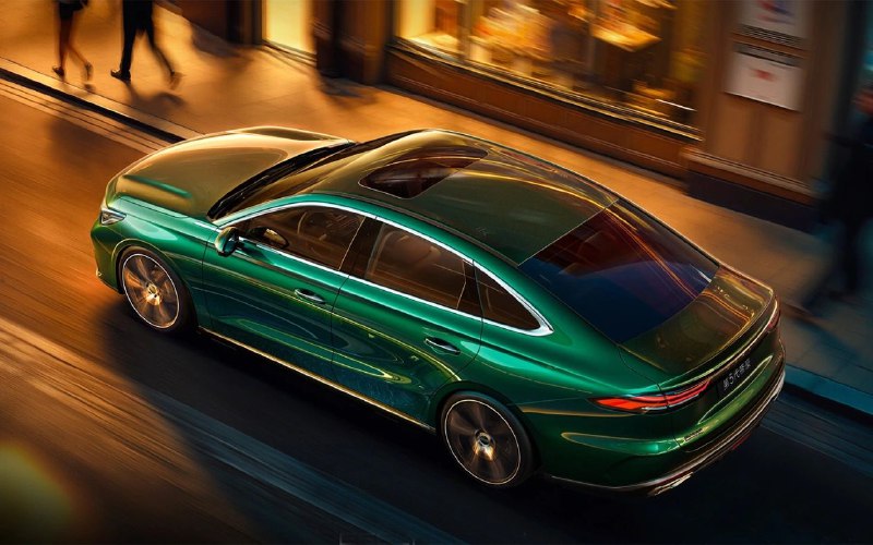 Новый седан Geely Emgrand: стильный дизайн и современные технологии Новый седан Geely Emgrand: стильный дизайн и современные технологии