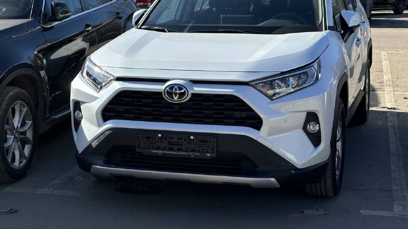 Резкий рост импорта подержанных автомобилей из Китая в Россию Резкий рост импорта подержанных автомобилей из Китая в Россию
