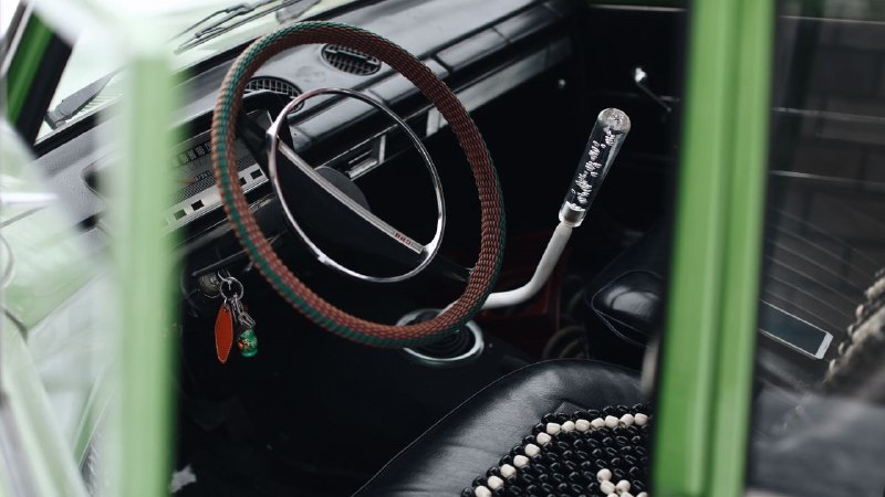 😳 Интересные автомобили DRIVE2Lada 2102 «Клевер» из Москвы — пример того, как можно улучшить вазовскую классику.