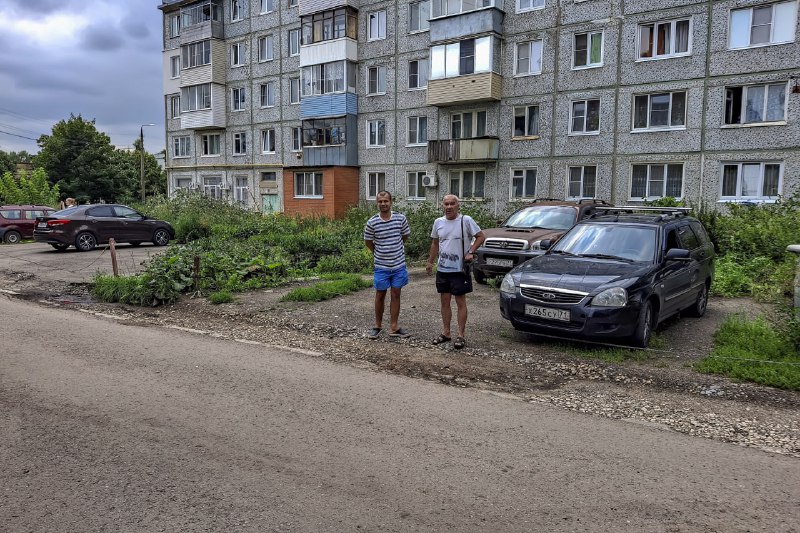 Инцидент с запертым автомобилем в чужом дворе: как защитить свои права