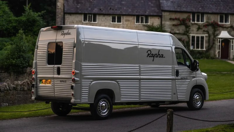 Возрождение культового Citroen Type H в новом ретро-стиле Возрождение культового Citroen Type H в новом ретро-стиле