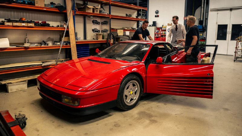 Уникальный переоблик Ferrari Testarossa создан в Нидерландах по индивидуальному заказу
