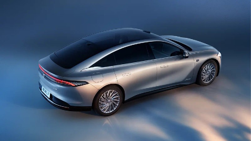 Новый гибридный седан Buick Electra L7 с рекордным запасом хода