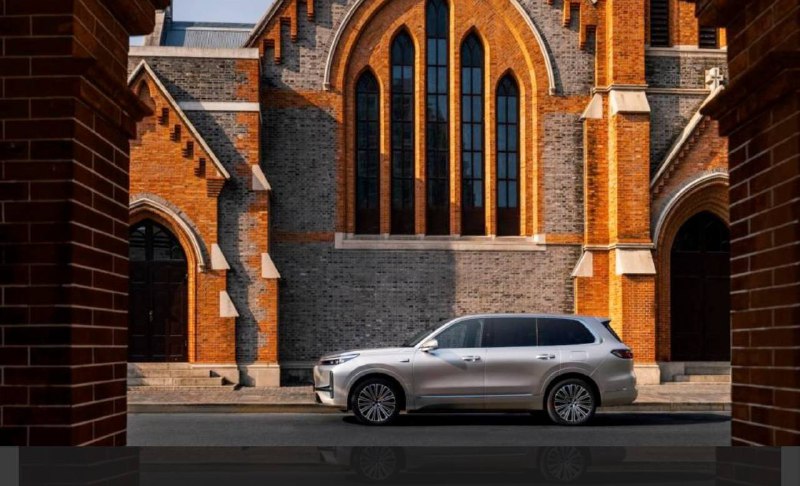 Новый премиум-кроссовер Geely Galaxy M9: инновации и комфорт Новый премиум-кроссовер Geely Galaxy M9: инновации и комфорт