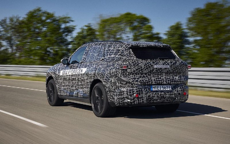 Новый BMW X5: первый водородный кроссовер и другие варианты силовых установок
