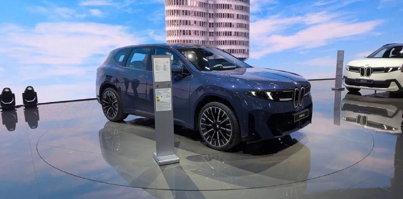 BMW представляет серийный электромобиль iX3 Neue Klasse на выставке IAA Mobility 2025
