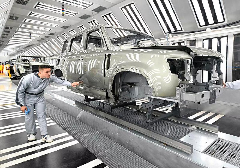 Проблемы Jaguar Land Rover из-за хакерской атаки угрожают уцелеть компании и поставщикам Проблемы Jaguar Land Rover из-за хакерской атаки угрожают уцелеть компании и поставщикам