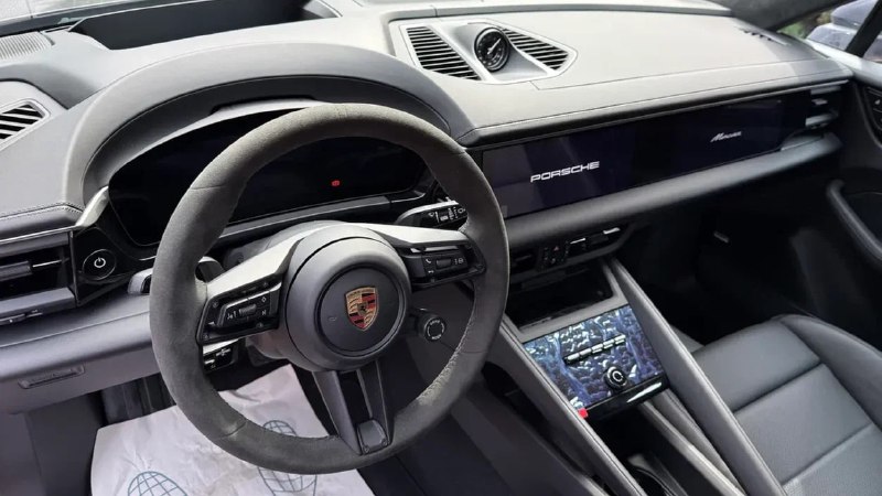 В России поступили в продажу электромодели Porsche Macan В России поступили в продажу электромодели Porsche Macan