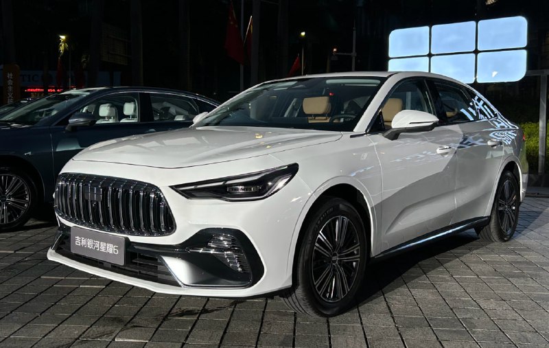 В Китае поступил в продажу гибридный седан Geely Galaxy Starshine 6 В Китае поступил в продажу гибридный седан Geely Galaxy Starshine 6