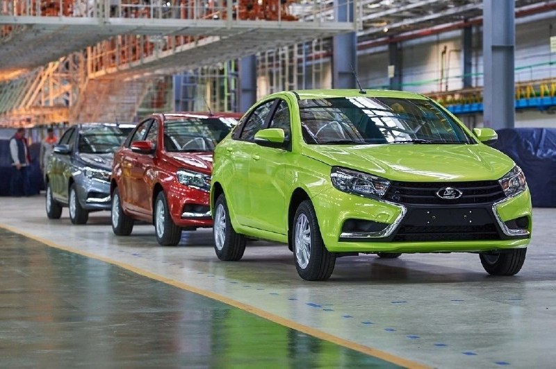 История и развитие модели LADA Vesta: 10 лет на рынке История и развитие модели LADA Vesta: 10 лет на рынке