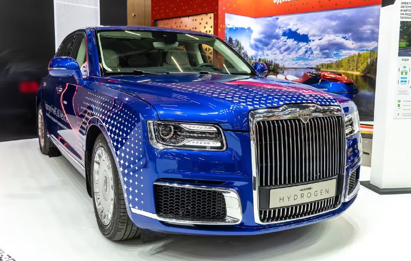 Первый люксовый водородный автомобиль Aurus Hydrogen представлен на выставке