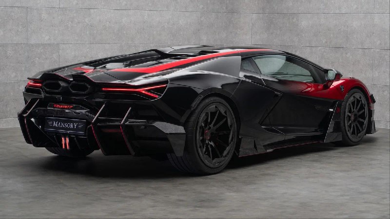 Модифицированный Lamborghini Revuelto от Mansory для Эстебана Окона