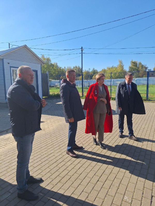 Посещение Щёкинского учебного заведения руководством и общественниками Посещение Щёкинского учебного заведения руководством и общественниками
