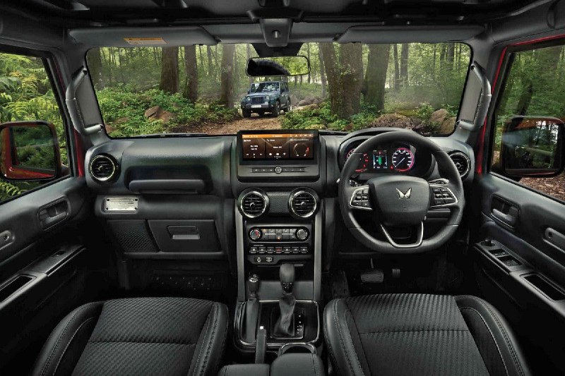 Обновление внедорожника Mahindra Thar: новые цвета и улучшения интерьера Обновление внедорожника Mahindra Thar: новые цвета и улучшения интерьера