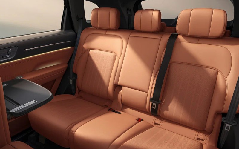 В Китае начались продажи обновлённого кроссовера Jetour X70L В Китае начались продажи обновлённого кроссовера Jetour X70L