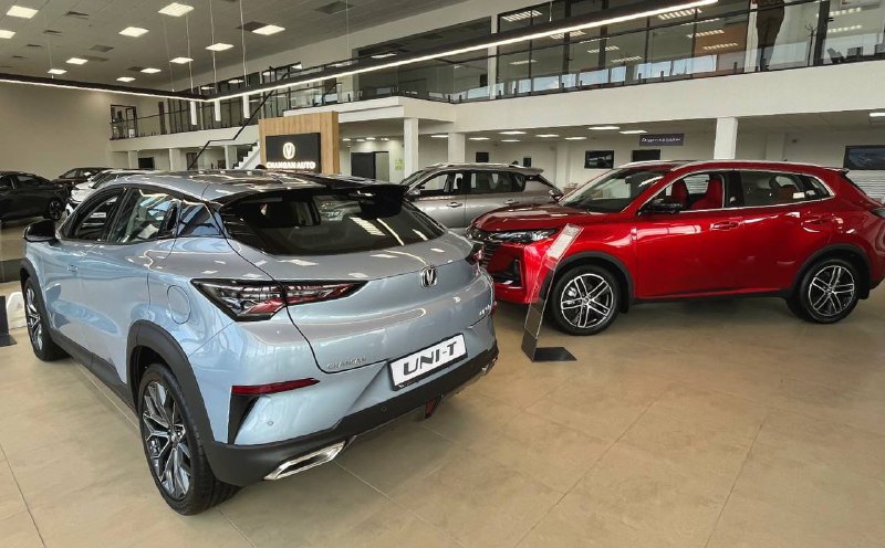Доля кроссоверов в российском авторынке достигла рекордных 72,7% в 2025 году