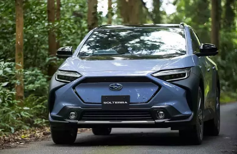 Истцы подали в суд на Toyota и Subaru из-за проблем с электробатареями