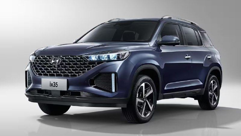 В России вновь доступен японский кроссовер Hyundai ix35 с ценой около 3 миллионов рублей В России вновь доступен японский кроссовер Hyundai ix35 с ценой около 3 миллионов рублей