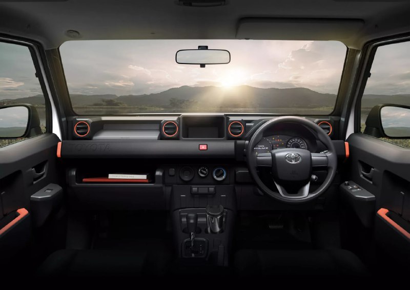 Новая компактная версия Toyota Hilux Champ представлен в Таиланде Новая компактная версия Toyota Hilux Champ представлен в Таиланде
