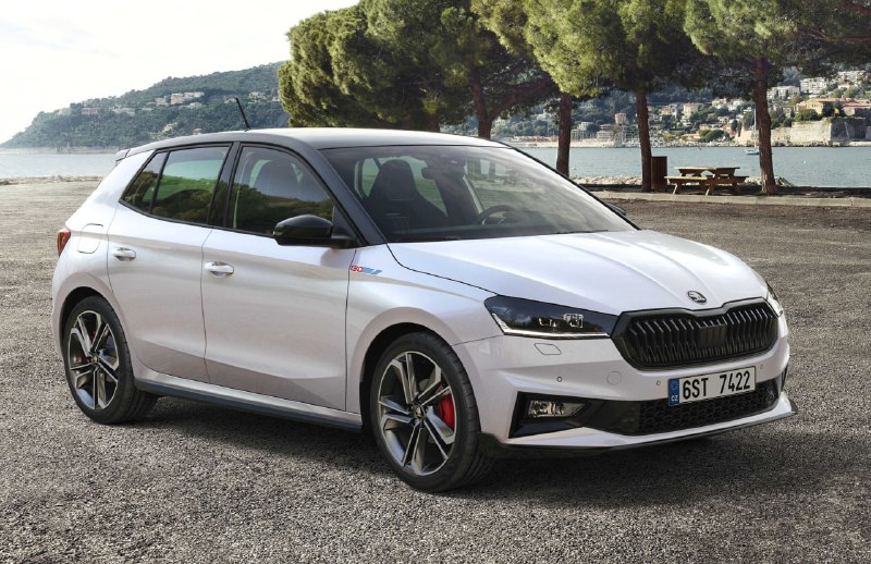 Skoda выпускает лимитированную версию Fabia 130 к 130-летию бренда Skoda выпускает лимитированную версию Fabia 130 к 130-летию бренда