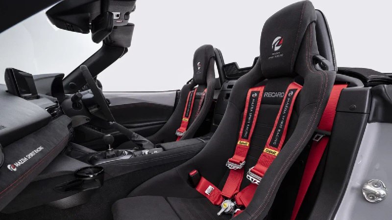 Мазда MX-5 выпускает ограниченные трековые версии с повышенной производительностью Мазда MX-5 выпускает ограниченные трековые версии с повышенной производительностью